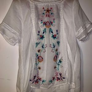 Umgee embroidered blouse